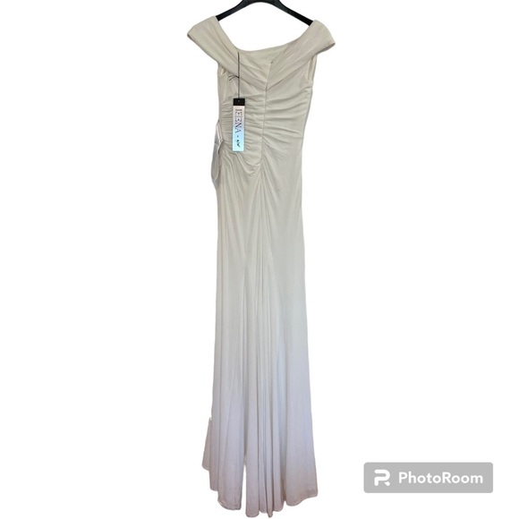 Anthropologie | Mac Duggal 26517 One Shoulder Ruched Jersey Gown In White Size 0 - Picture 5 of 13